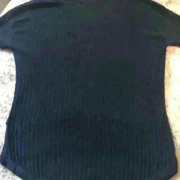 Two by Vince Camuto navy long sleeve v neck oversized sweater L - Picture 6 of 7